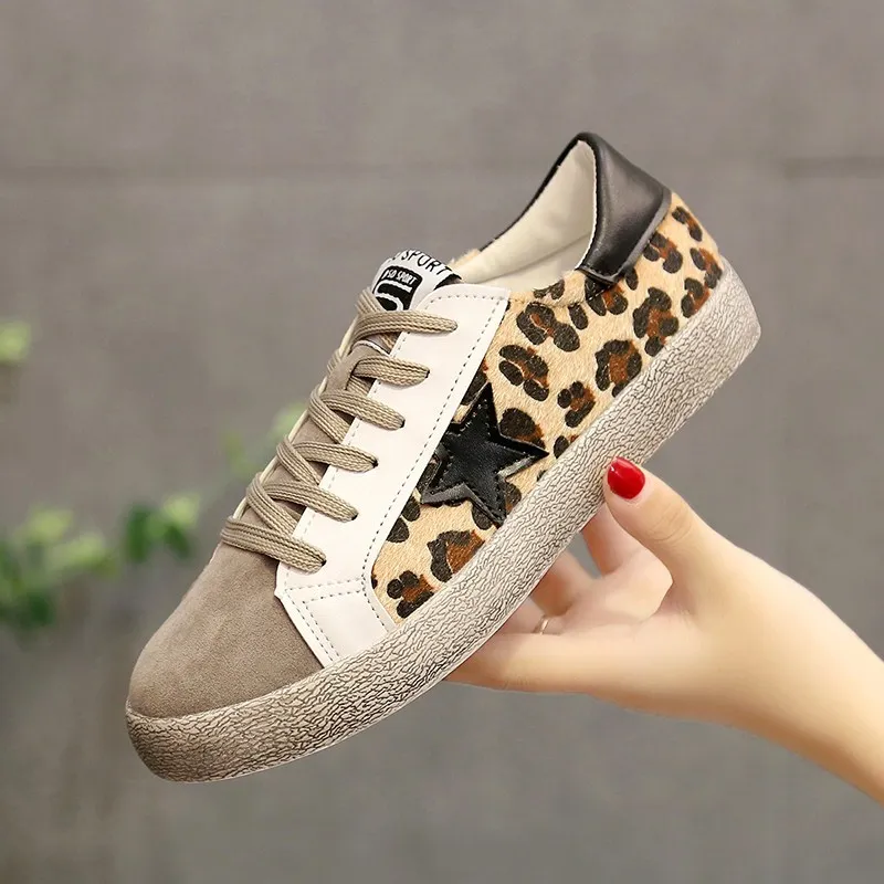 

Women Flat Shoes Casual Sneakers Classic Leopard Height Increase Golden Slipony Girl Female Leopard Retro zapatos de mujer