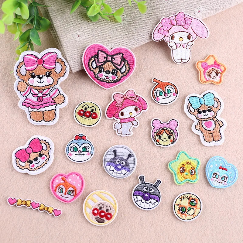 

PGY 1PCS Clown Patches Cartoon Sheep Badges Cute bear girl Iron On Patches For Kids Clothing Stickers T-shirt Jeans Applique
