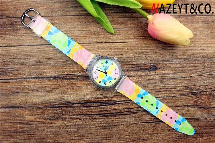 Fashion Simple pattern Boys Girls Sports Watch Waterproof Silicone Students Watch Water Resistant women children analog watch