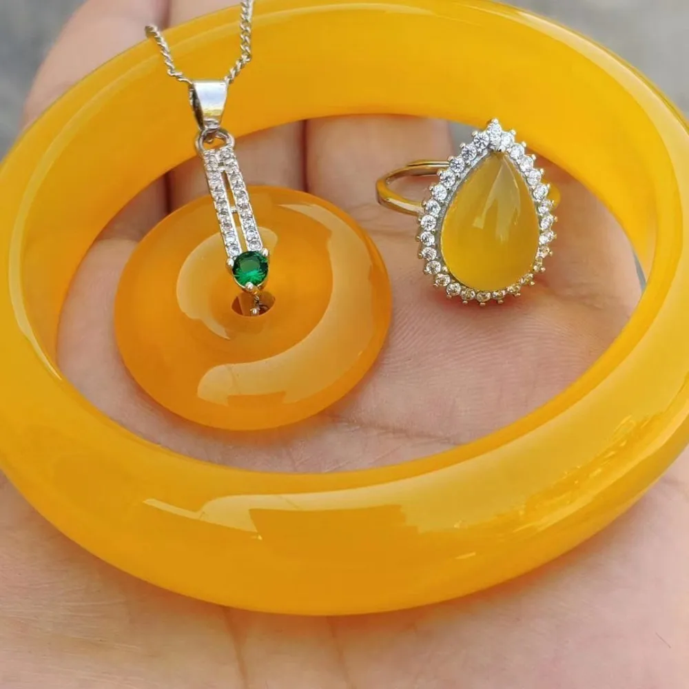 Koraba Бесплатная сертификат 925 стерлингового серебра с натуральным Lucky Donut зеленый