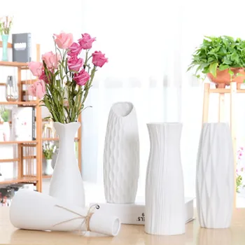 

Classic White Desktop Ceramic Vase Simple Floor Vase Chinese Crafts Decoration Creative Gifts Home Decoration