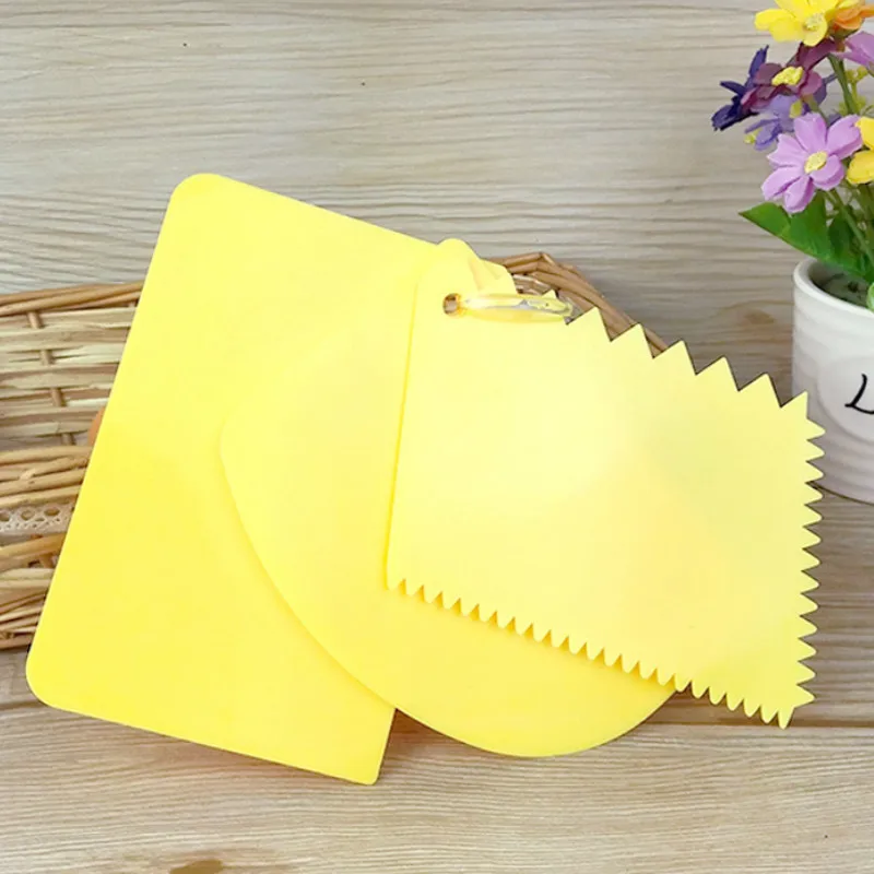 

3 pcs. / pieces. the high quality of multi - function irregular undulating diy cream scraper kit form for baking