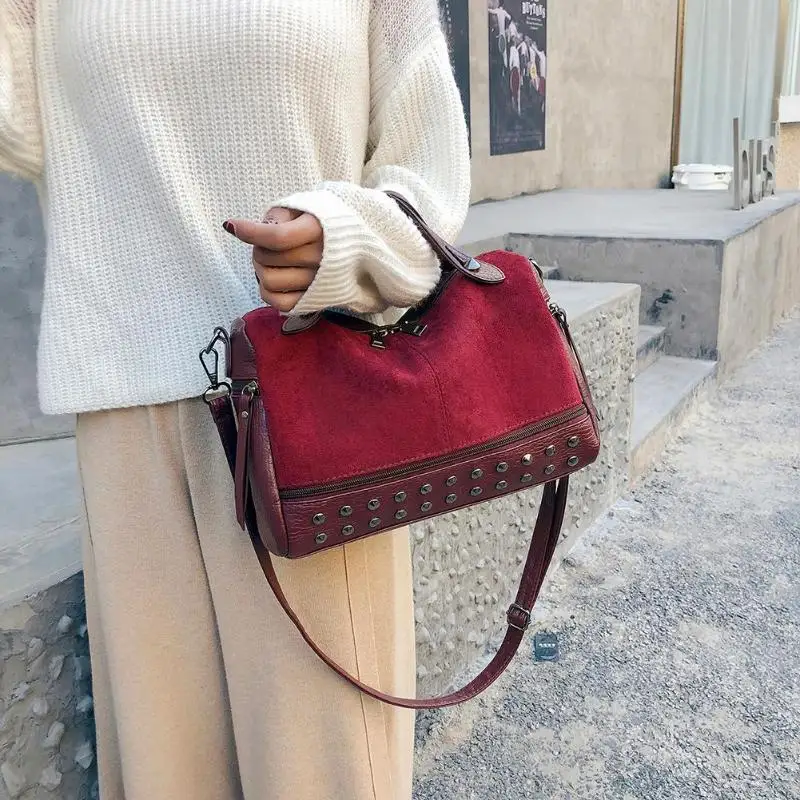 

Hot Vintage PU Leather Female Top-handle Bags Rivet Larger Women Bags 2018 New Ladies Shoulder Bag Motorcycle Messenger Bag Z80