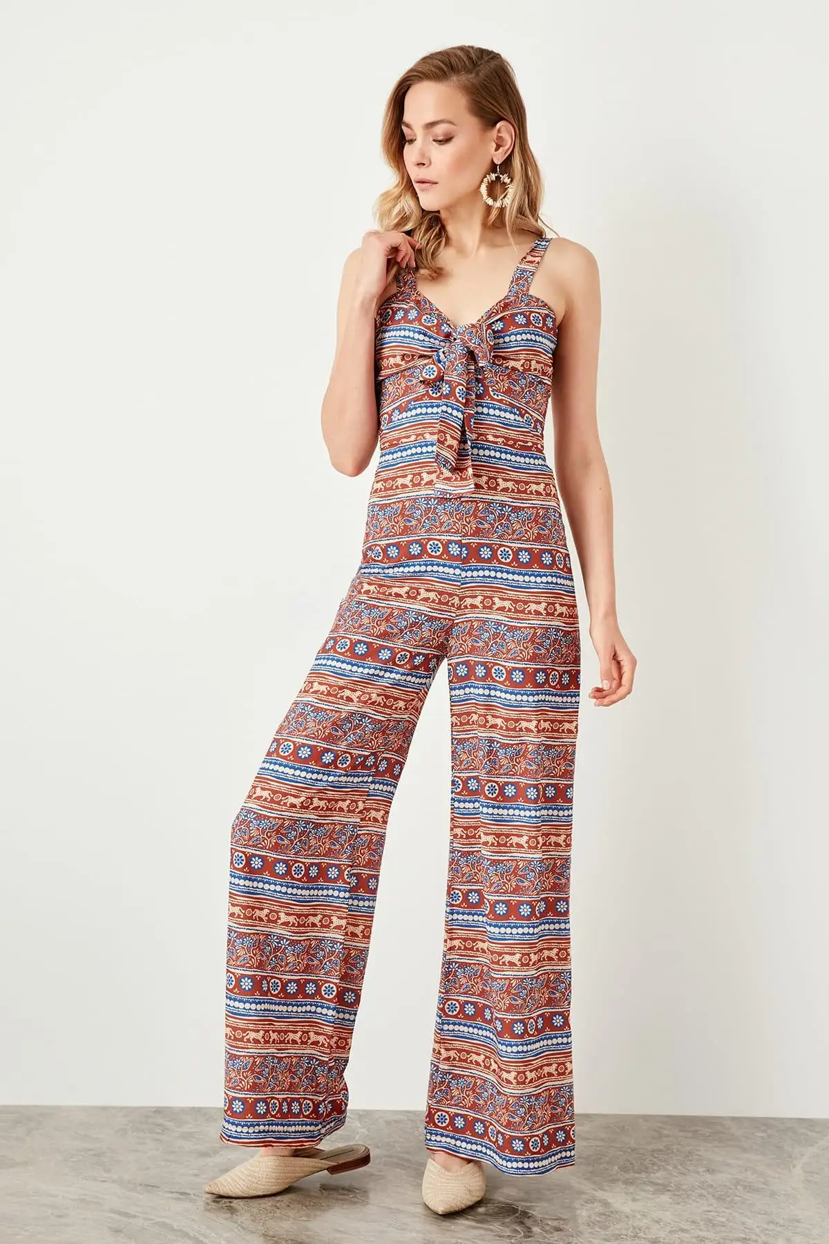 Trendyol коричневый комбинезон со шнуровкой TWOSS19LJ0214 |