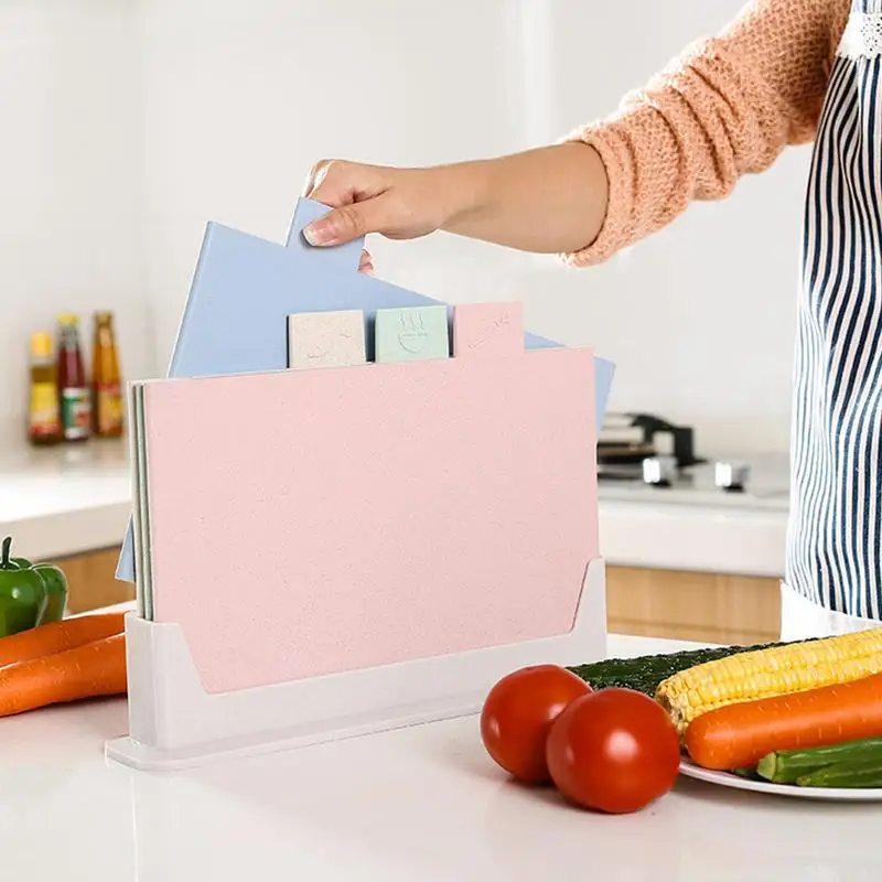

4Pcs Wheat Cutting Board Non-stick Baby Food Supplement Stick Plastic Household Assorted Chopping Board With Storage Base