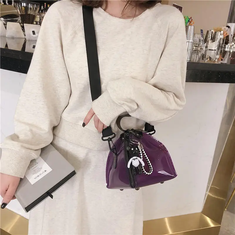 

VOLESS Small Triangle PVC Shoulder Bag Phone Purse Female Solid Fashion Design Women Crossbody Messenger Bag Handbags Sac A Main