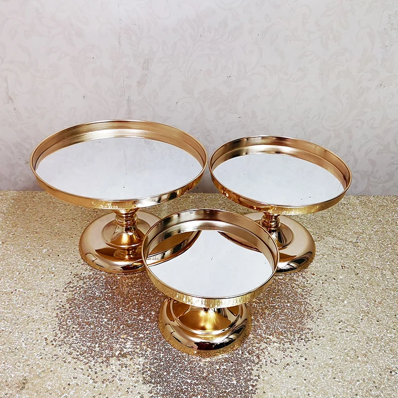 

Gold Mirror Cake Stand Electroplating Metal Cupcake Stand Grand Design Baking Love Wedding Party Dessert Table Decoration