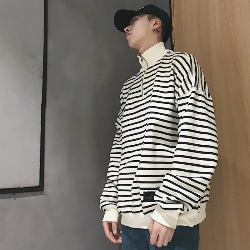 Goede 2019 Voorjaar Nieuwe mannen Jeugd Koreaanse Versie Van Harajuku Stijl Paar Losse Casual Zwart wit Gestreepte Lui College trui