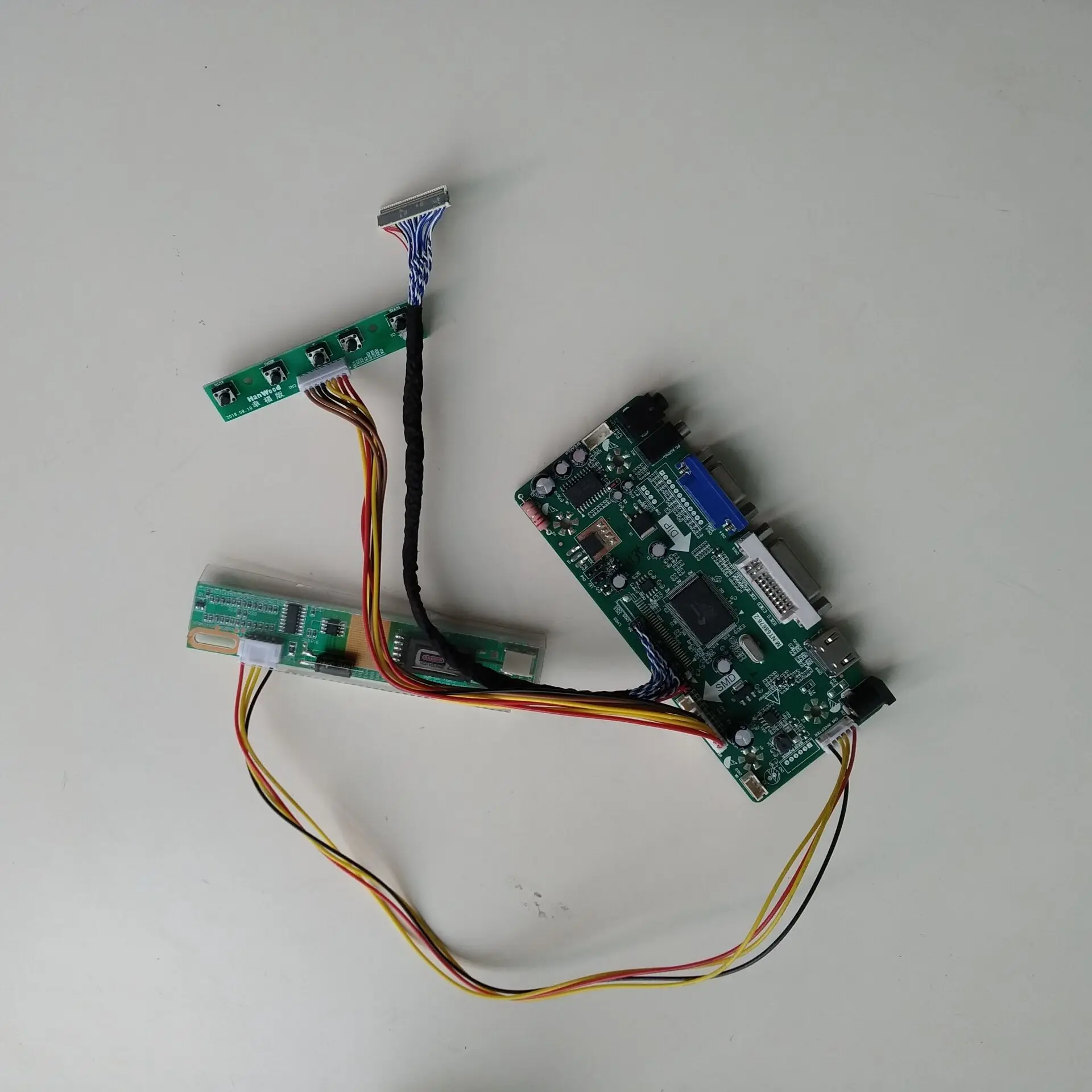  NT68676(HDMI+DVI+VGA)LCD KIT Controller driver Board for 30pin B154EW01/B154EW01 V0 1280X800 panel 