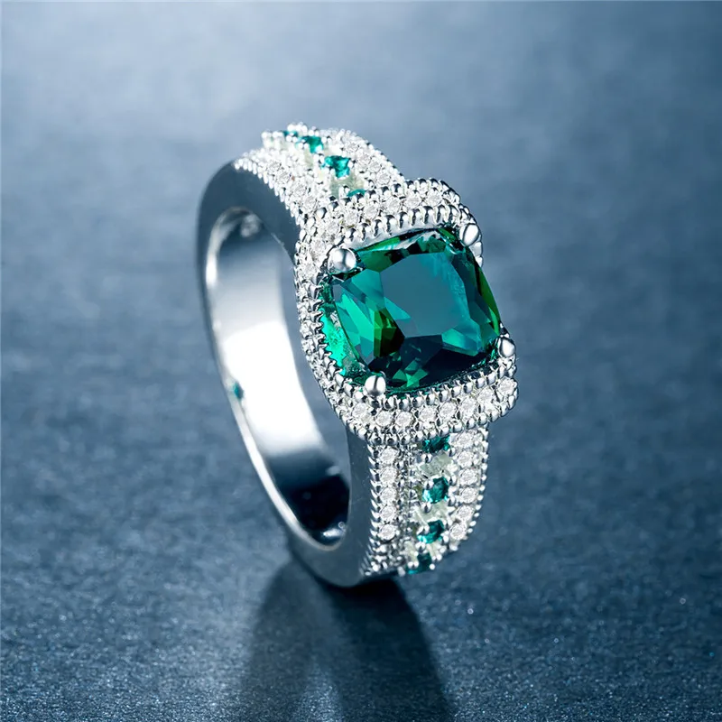 Новое кольцо модное женское из органической кожи с цирконием серебряное на палец