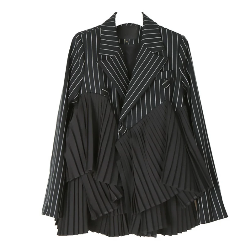

SHENGPALAE 2019 New Winter Personality Jackets Black Srtiped Patchwork Lave Ruffles Vintage Fashion Women Irregular Coat JO278