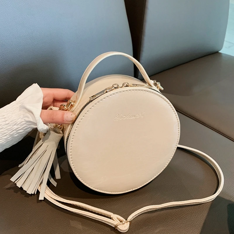 الأزياء Crossbody أكياس سيدات حقائب يد جلدية مع شرابة مصمم بسيط الكتف عالية الجودة حقيبة ساع لسيدة