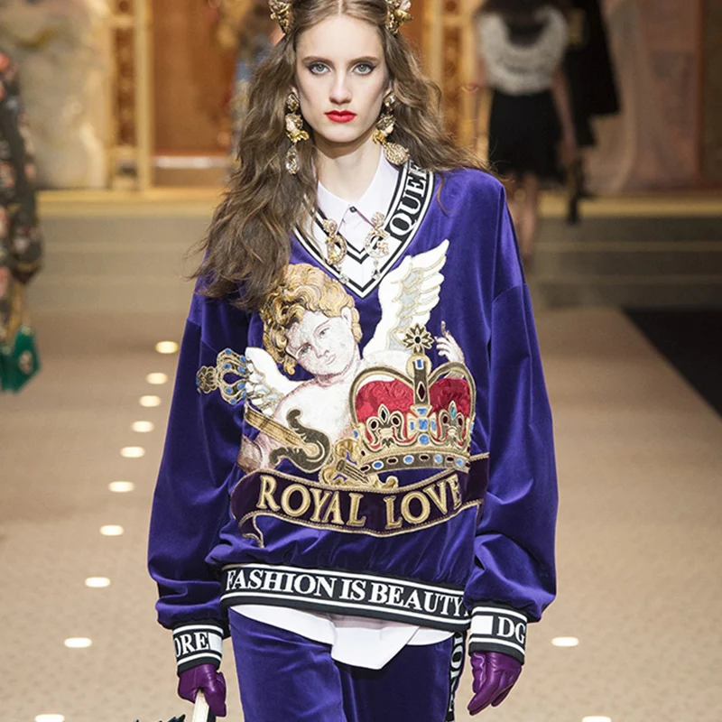 

2018 Winter Luxury Women Blue Velet Sweaters Pullovers Runway Designer Angel Baby Embroidery Female Knitted Jumper Tops Clothing