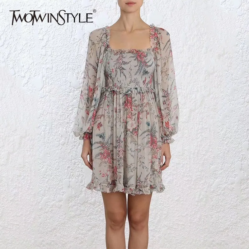 

TWOTWINSTYLE Floral Print Dress Women Square Collar Puff Sleeve High Waist Ruffle Patchwork Dresses Female 2019 Vintage Fashion