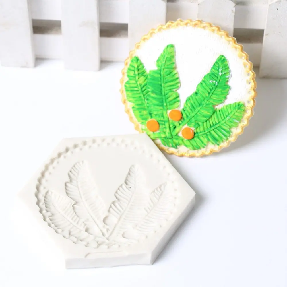 

1 Pcs Feather Shape Silicone Fondant Mold Chocolate Molds for Cake Decorating Sugarcraft Resin Polymer Clay