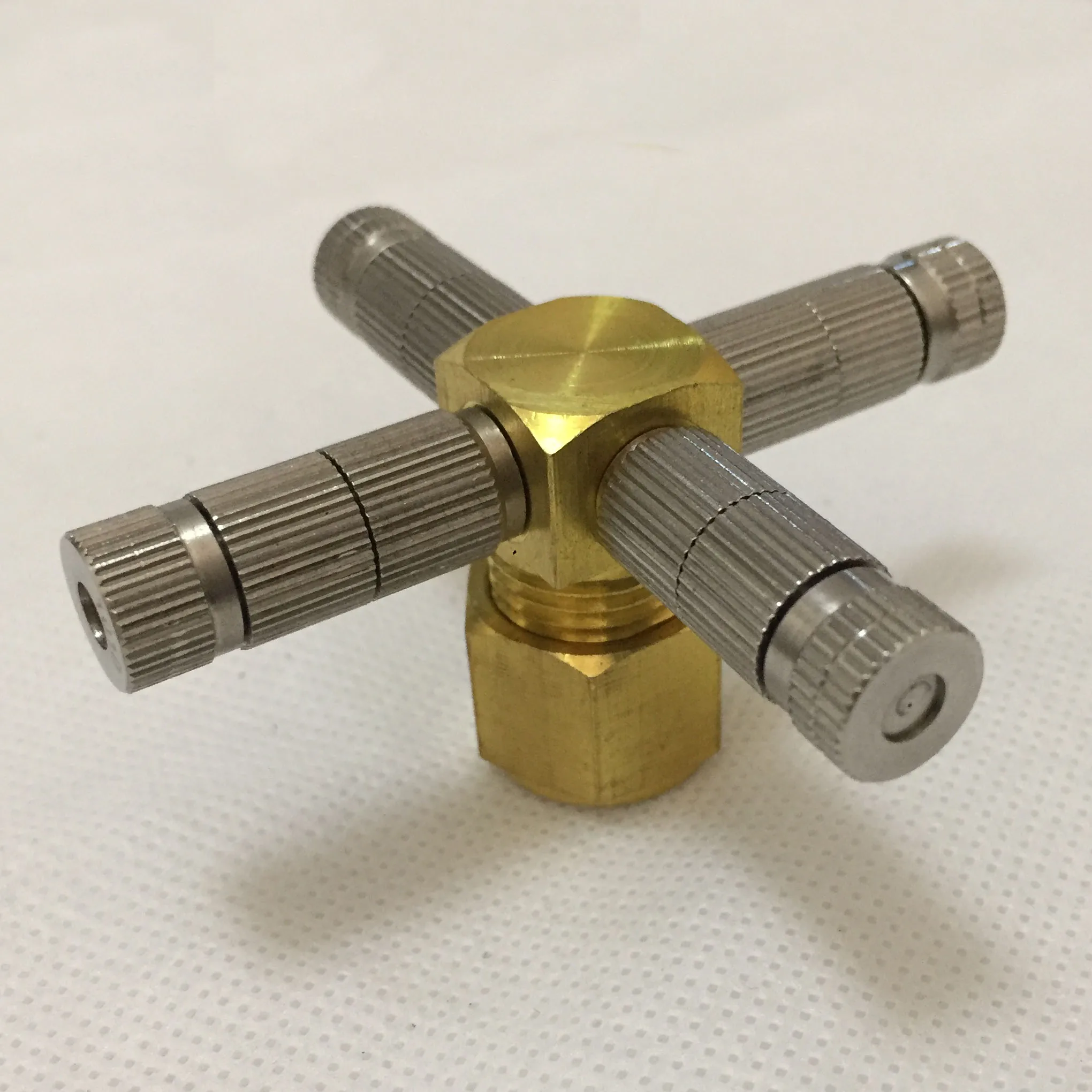 Рисунок 6 - пористый коннектор для соединения воды 9