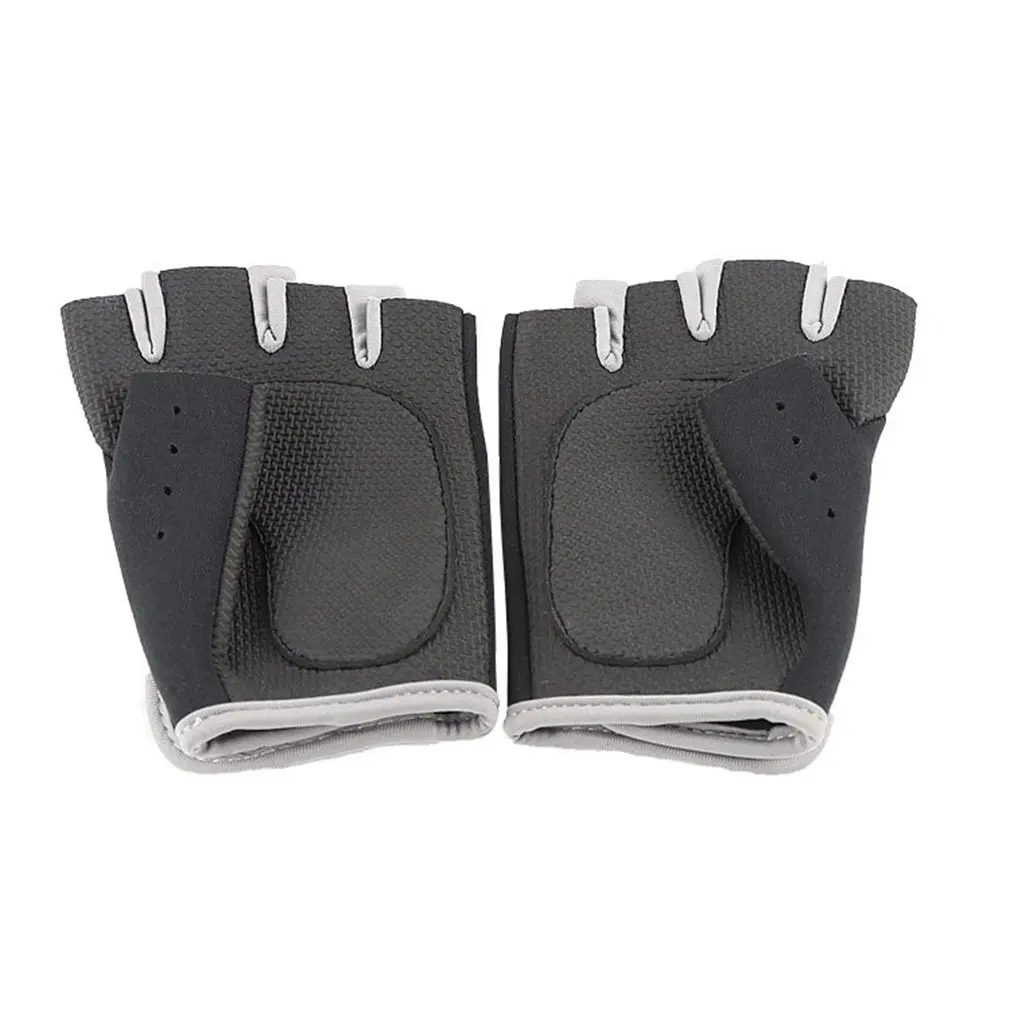 

Sports Gloves Men And Women Dumbbell Equipment Horizontal Bar Exercise Wrist Training Gym Training Half Finger Sports Gloves