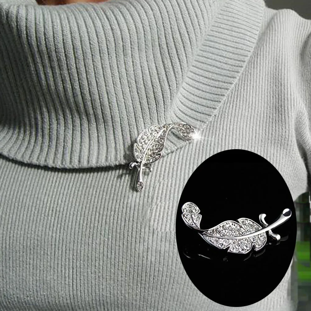 

2018 New Fashion Simple Leaves Brooch Pins Silver Color Crystal Large leaves Feather Brooches Clothing accessories women gift