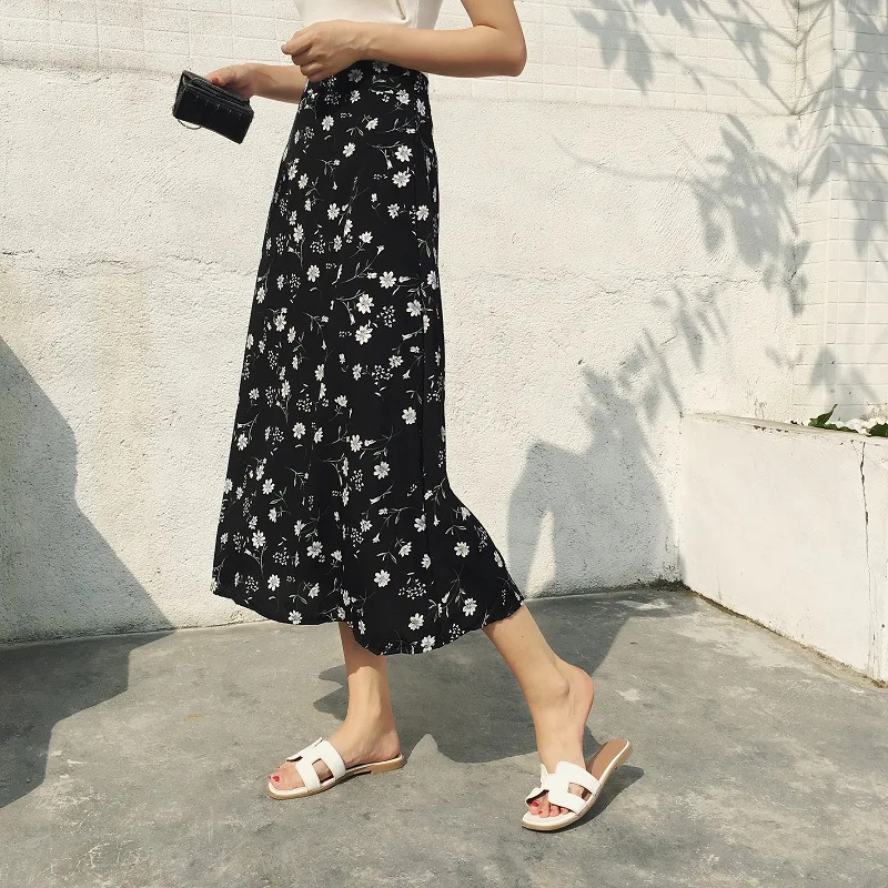

2019 Spring New Style Korean Version of the Long Chiffon Small Floral Print Chic Students a Word Skirt Female