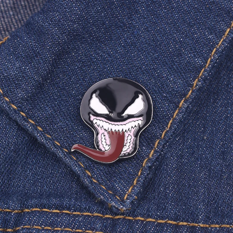 

5 pcs/lot Venom broochs anime movieV The Avengers heroes Brock mask cosplay pendant hoodie accessories party supplies for gift