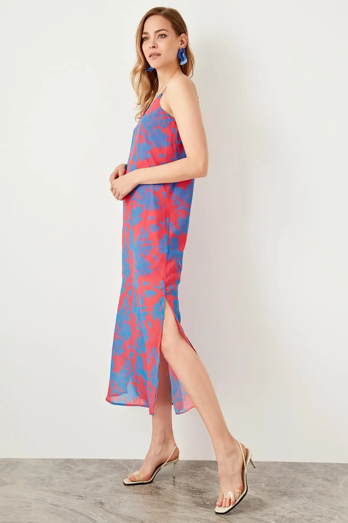 

Trendyol Pink Print Dress TWOSS19EH0139
