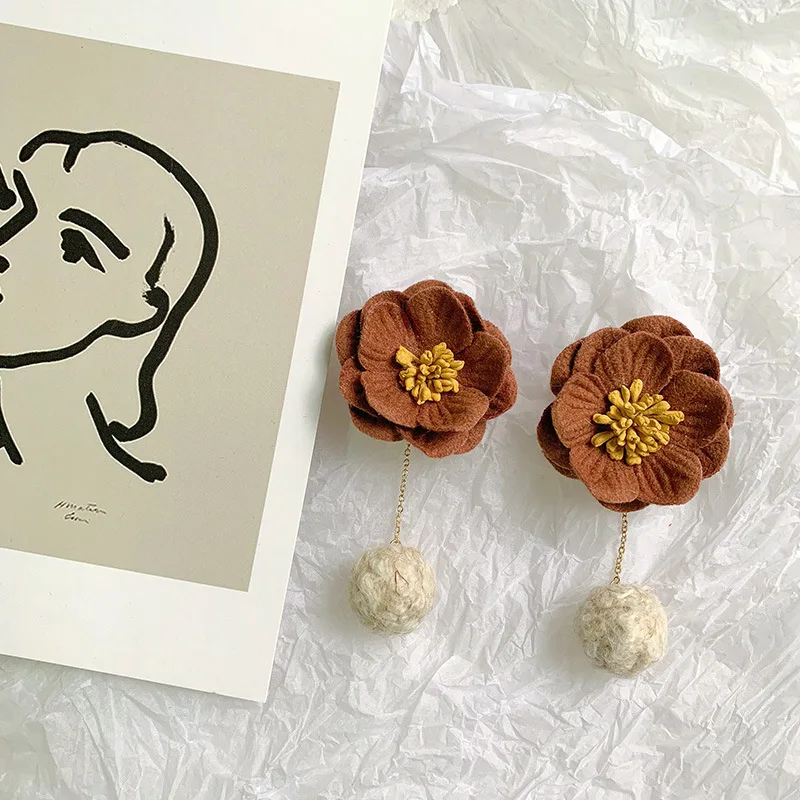 

Japan Korean Simple Sweet Cute Fabric Cloth Flower Drop Earrings Romantic Elegant Earring for Women Girls Jewelry Fashion Gift