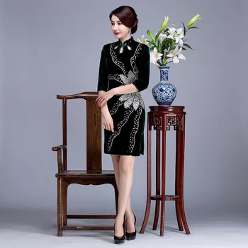 

Hot Sale Factory Clearance At A Loss Surprise Price Chinese Traditional Dress Sequins Embroidery Cheongsam Velvet Short Qipao