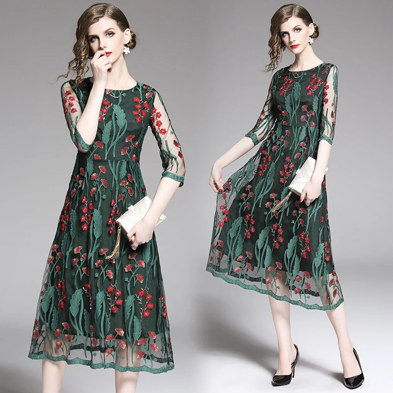 

2019 Summer Women Runway Designer Mesh Floral Embroidery Dresses Short Sleeve Patchwork Hollow Out Slim mesh embrodiery Dress