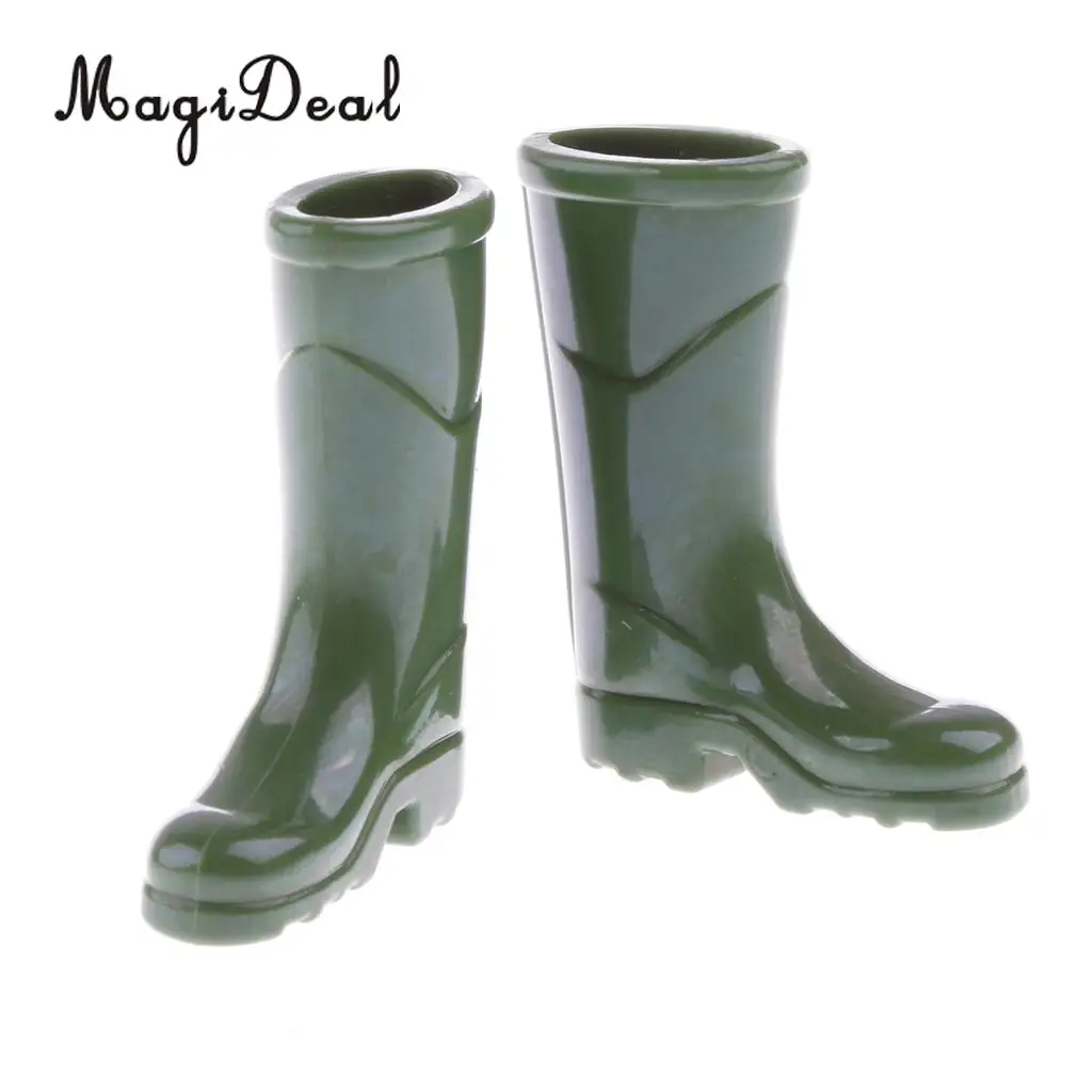 

MagiDeal 1Pair 1/12 Dollhouse Miniature Green Rubber Rain Boots for Dolls Home House Garden Yard Decor
