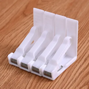 

4Pcs Tablecloth Clipping Tool Wedding Party Supplies Spring Portable Plastic Table Cover Holder Picnic Clamp Table Cloth Clips