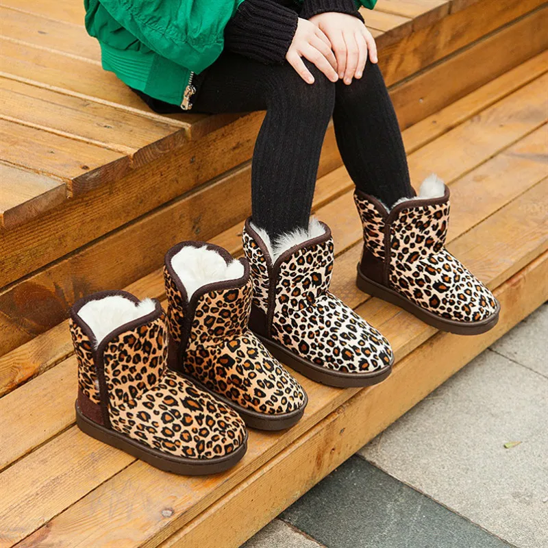 Новые зимние хлопковые детские ботинки для маленьких девочек плюс бархатная Толстая Теплая обувь Модные леопардовые снежные сапоги обувь для мальчиков и девочек