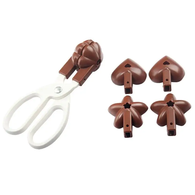 

Plastic 3 in 1 Chocolate Cake Mold Baking Mould Cookie Cutter Clip Tongs Scissors Kitchen Baking Tools Cakes Decoration Tool