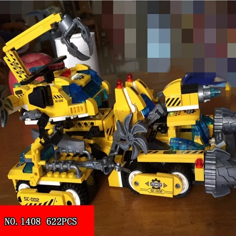 

1408 Assembling Building Block Engineering Series Plastic Frontal War Chariot Change Eight In One Zoarium Alpinia Toys 622pcs