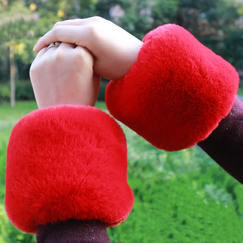 

Sleeve Woman Autumn And Winter Fur Office Sleeves Warm Short Wrist Fur Hand Ring Imitation Rabbit Fox Plush Cuffs W113