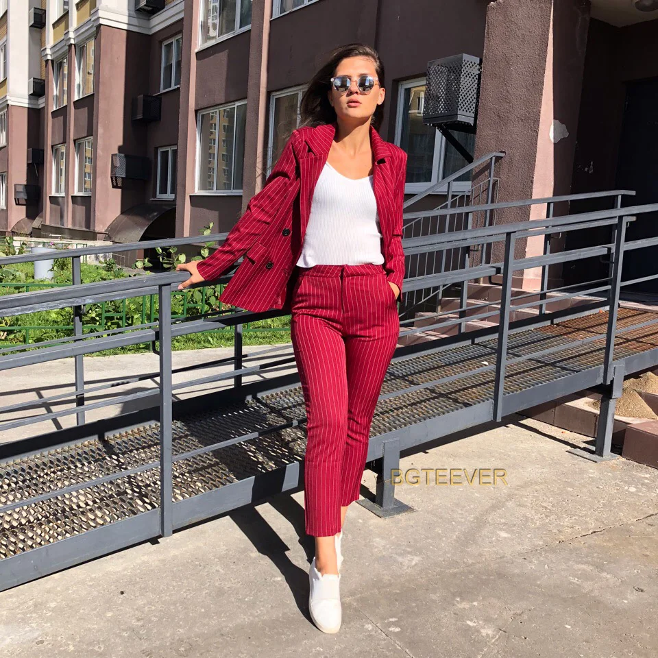 

Women 2 Piece Sets stripe Casual Blazer & Pant Office Lady Notched Jacket Pant Suits Korean suit Femme Office Wear Women Suits