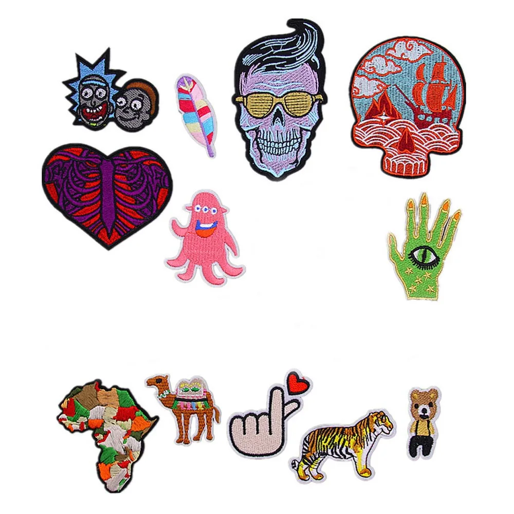 

Fabric Embroidered Skull Bear Cartoon Patch Clothes Stickers Bag Sew Iron On Applique DIY Apparel Sewing Clothing Accessories