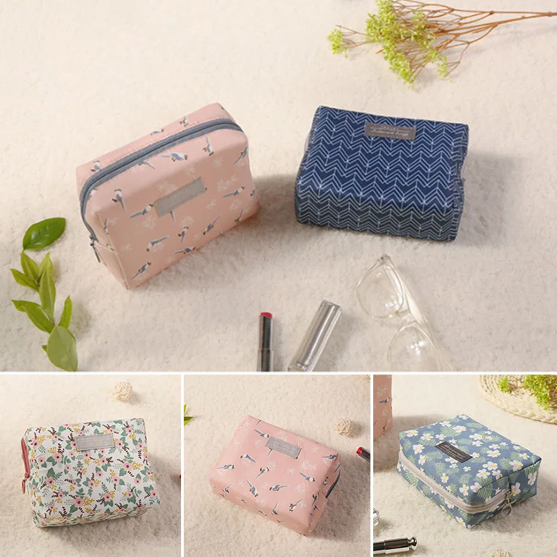 

1PC Portable Sweet Floral Pattern Travel Organizer Wash Bag Large Capacity Toiletry Kit Cosmetic Bag Makeup Pouch