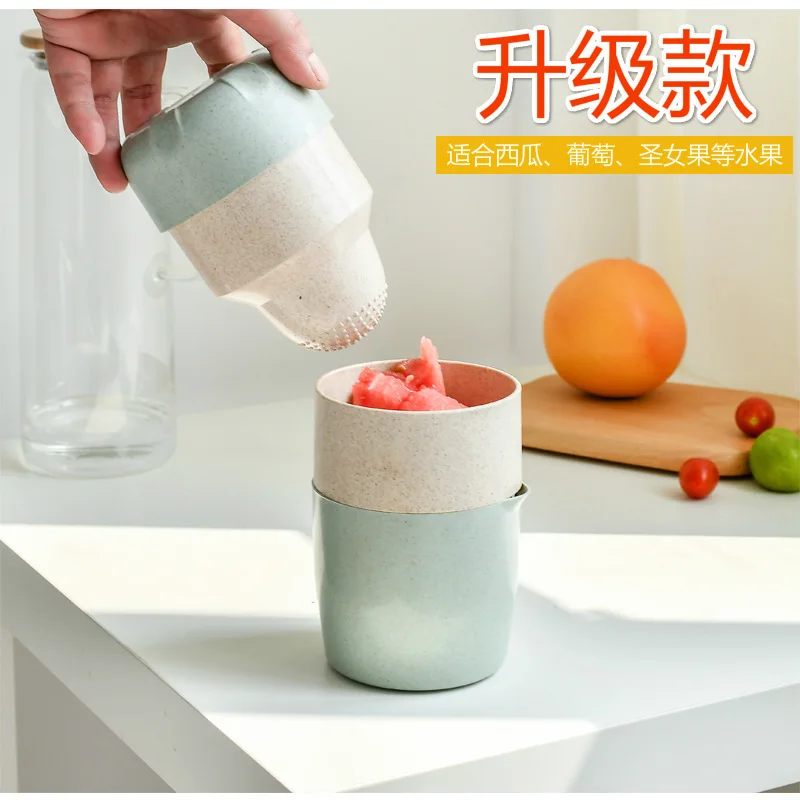 

Kitchen More Function Manual Operation Juicing Organ Lemon Juice Press Plastic Household Juicing Cup Juicer