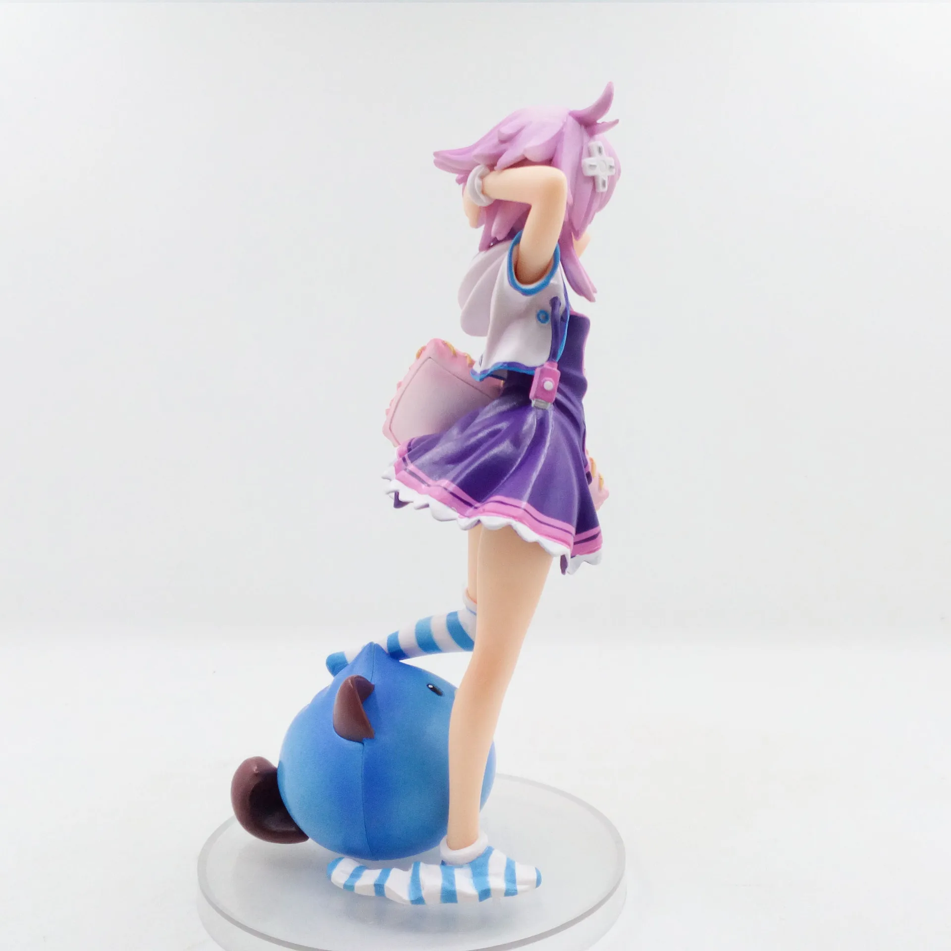 1/8 весы Японии аниме фигурку брокколи Нептун Hyperdimension Neptunia держать подушки