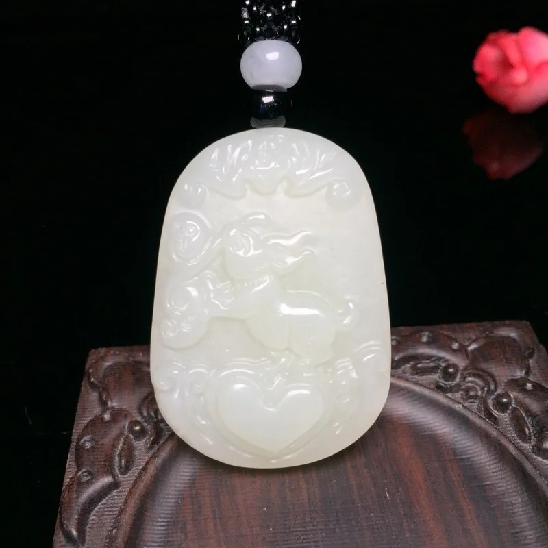 

2019 Copper Slide Women Reiki Popsocket Yu Xuan, Hetian People Card The Chinese Zodiac Rabbit Benmingnian Necklace Pendant