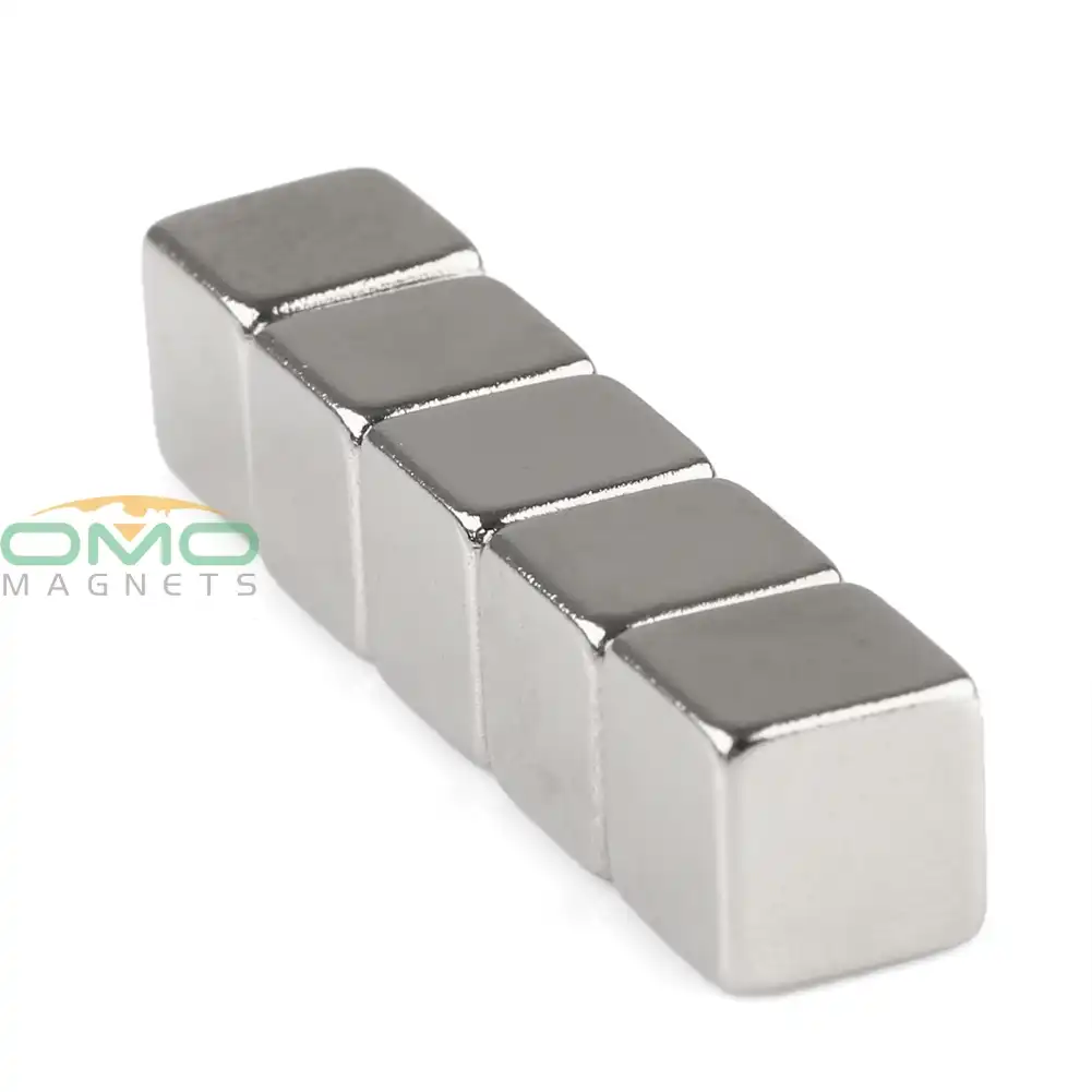 omo magnets cube