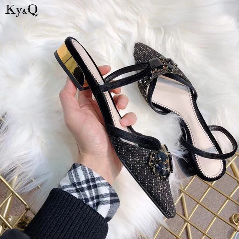 

2019 Summer New Ladies Fashion Baotou Thick With A Word Buckle With Suede Rhinestone Pointed Head With Casual Wild Sandals 3-5cm