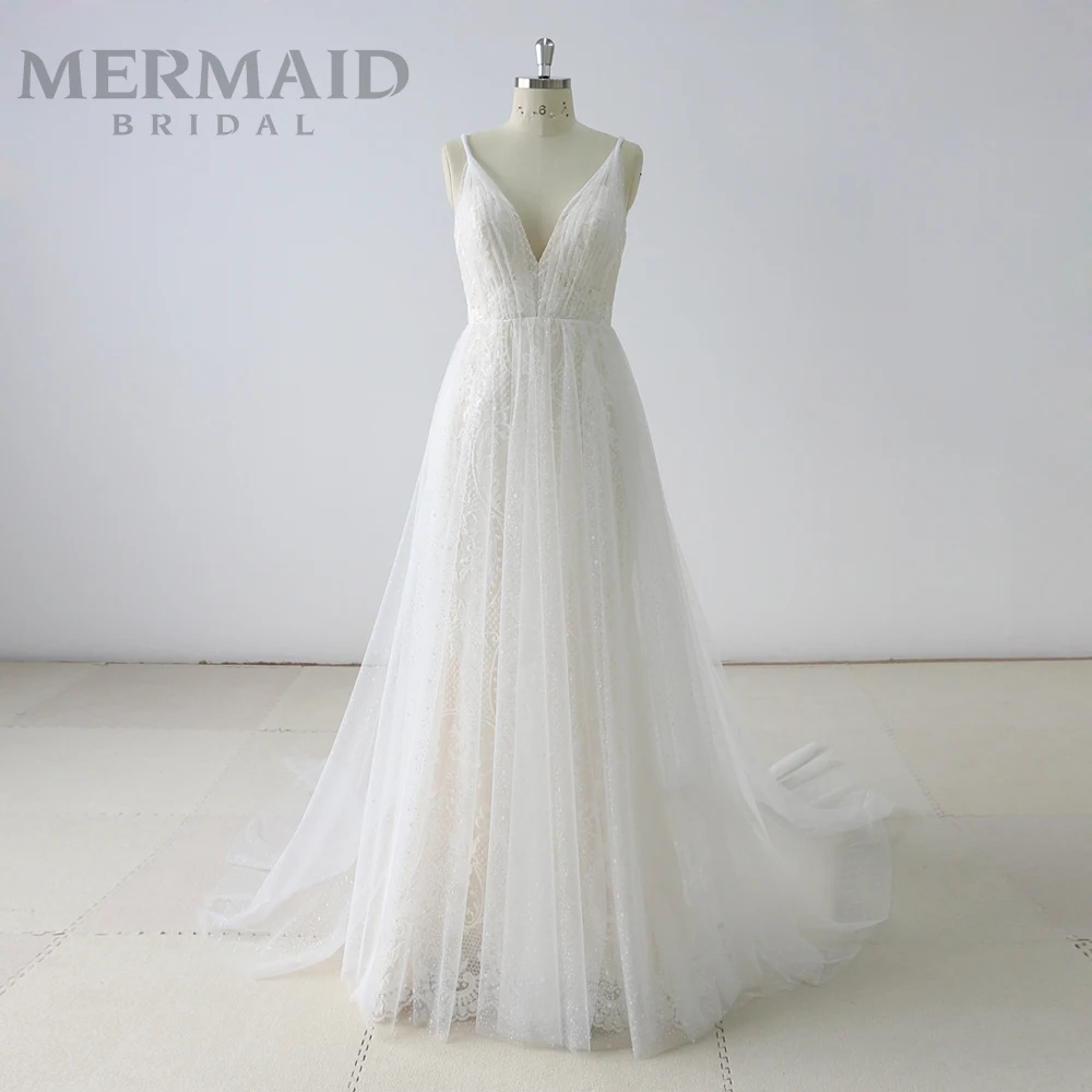 

Elegant backless spaghetti straps wedding dress with tulle train