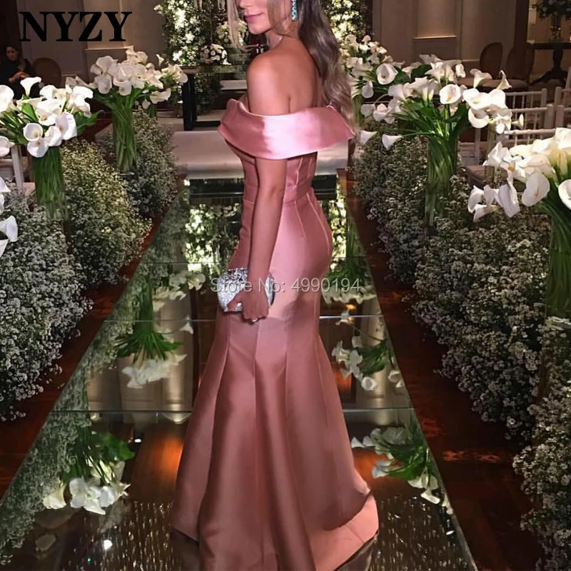 Женское атласное платье с открытыми плечами NYZY E62 розовое элегантное вечернее