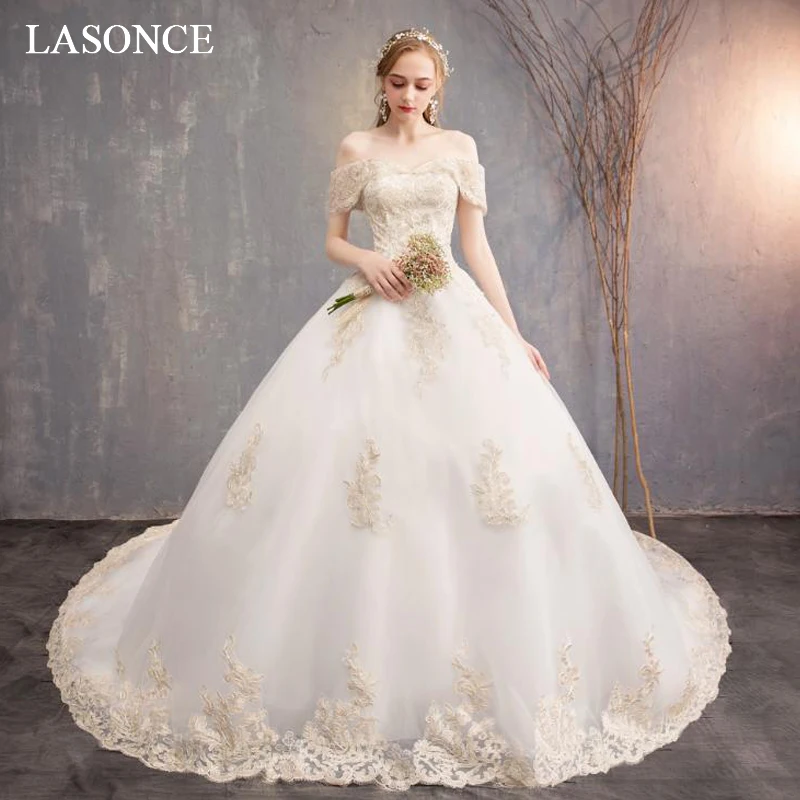 

LASONCE Sweetheart Gold Lace Appliques Ball Gown Wedding Dresses Off The Shoulder Chapel Train Backless Bridal Gowns