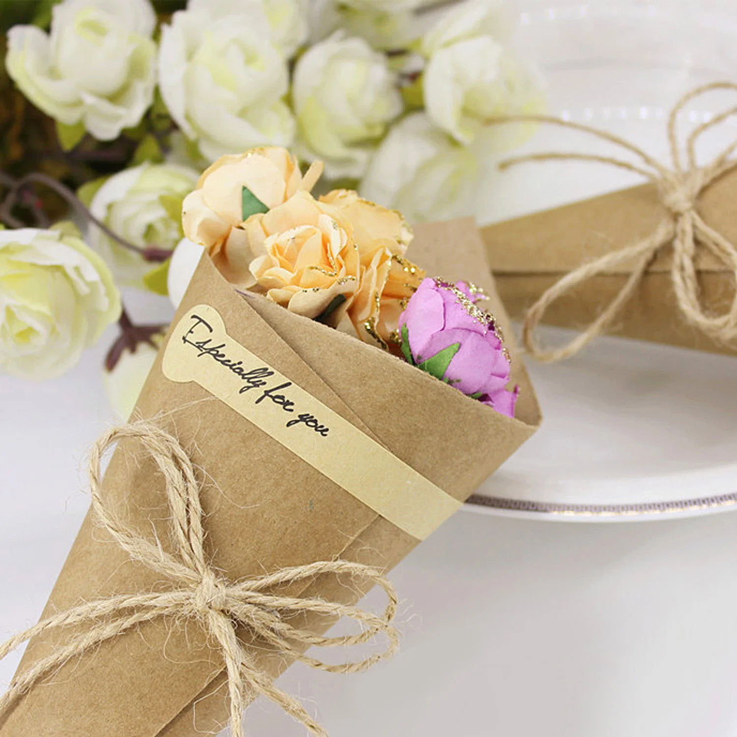 

Behogar 100 PCS Retro Kraft Paper Cones Bouquet Candy Bags Boxes Wedding Party Gifts Packing with Hemp Ropes Label Stickers Tape