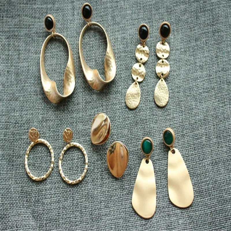 

2019 Trendy Vintage Ethnic Gold Metal Round Drop Earrings Retro Geometric Big Statement Earring Female Baroque Jewelry Gift