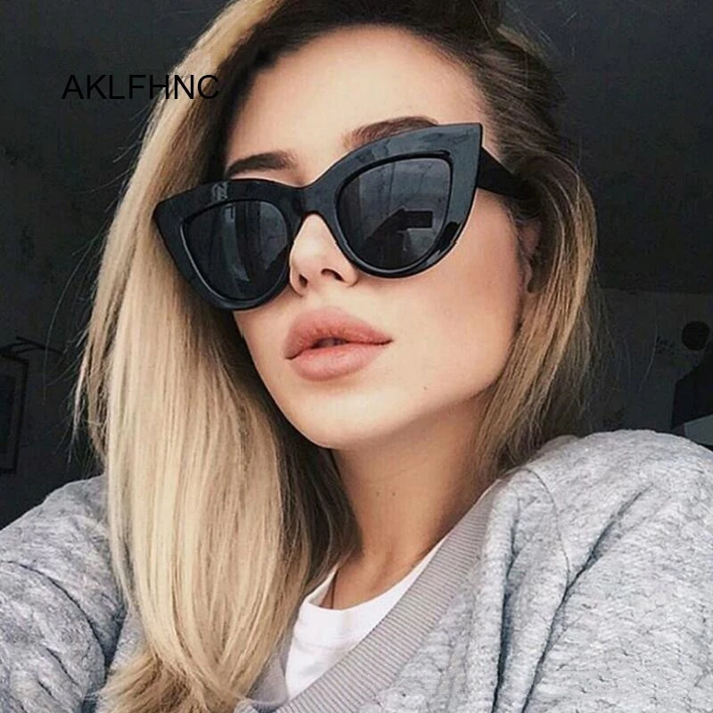 New Retro Fashion Sunglasses Women Brand Designer Vintage Cat Eye Black Sun Glasses Female Lady UV400 Oculos oversized square sunglasses