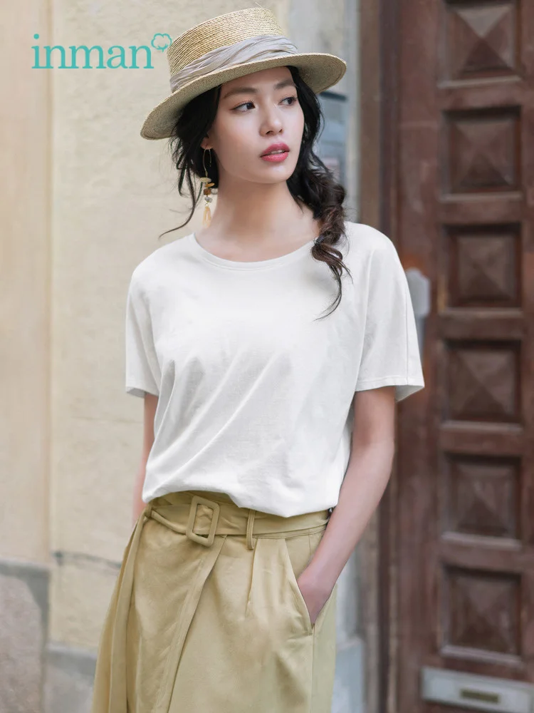 

INMAN 2019 Summer New Arrival Cotton Solid O-neck T-shirt Irregular Skirt With Belt Women Two Pieces Suit