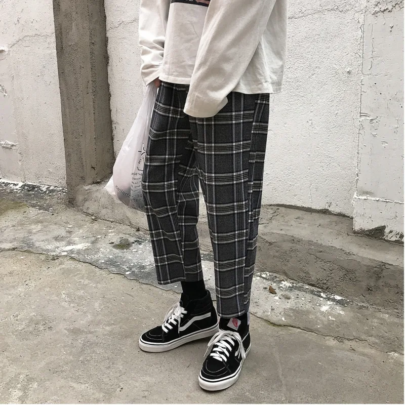 Клетчатые штаны и Nike Air Force